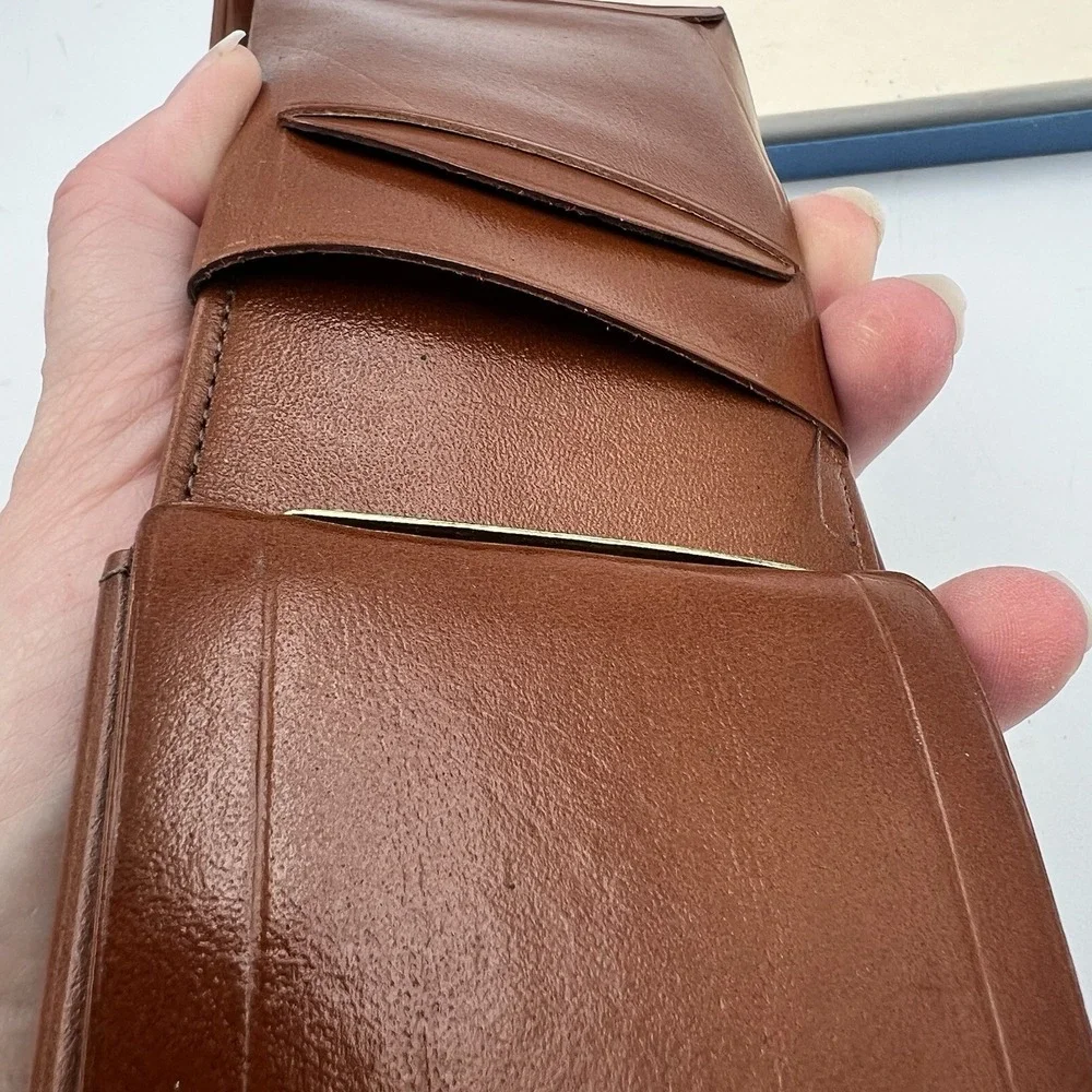 NEW! Vintage Cognac Brown Leather Wallet Mens Photo Pockets Bi-Fold Card Holder